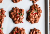 Slow Cooker Peanut Clusters Recipe