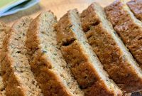 Classic Moist Zucchini Bread Recipe with Cinnamon