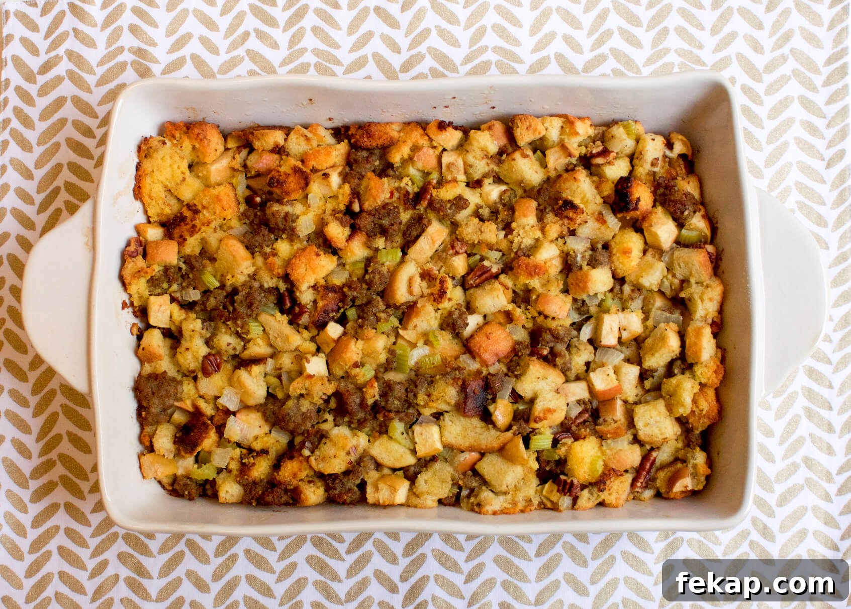 Cornbread-Sausage Stuffing