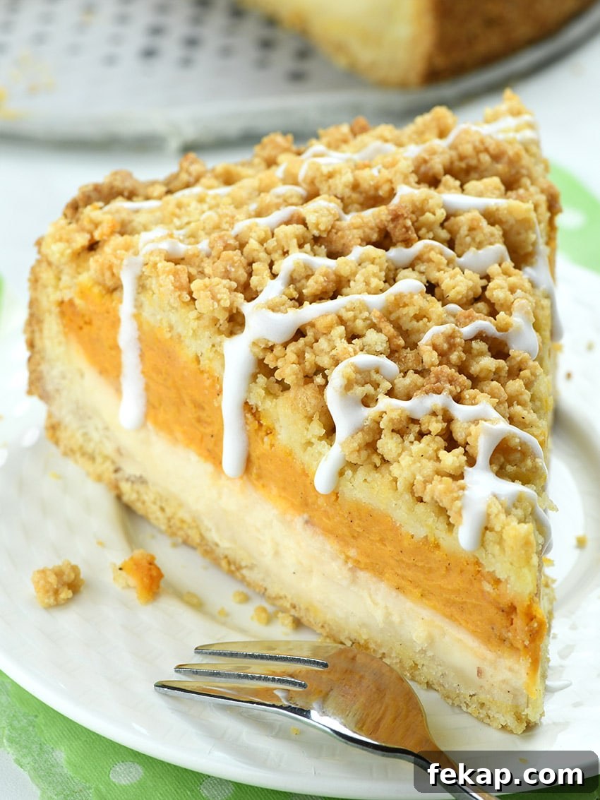 Pumpkin Cheesecake Crumb Cake with Cinnamon Streusel 2 Pumpkin Cheesecake Crumb Cake