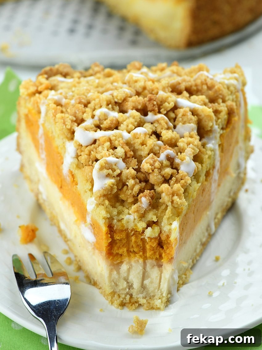 Pumpkin Cheesecake Crumb Cake with Cinnamon Streusel 3 Pumpkin Cheesecake Crumb Cake