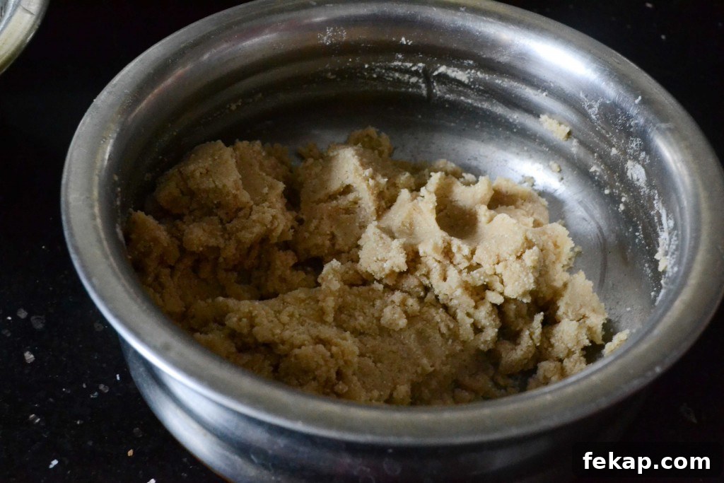Inippu and Pidi Kozhukattai: Sweet South Indian Rice Dumplings 6 3