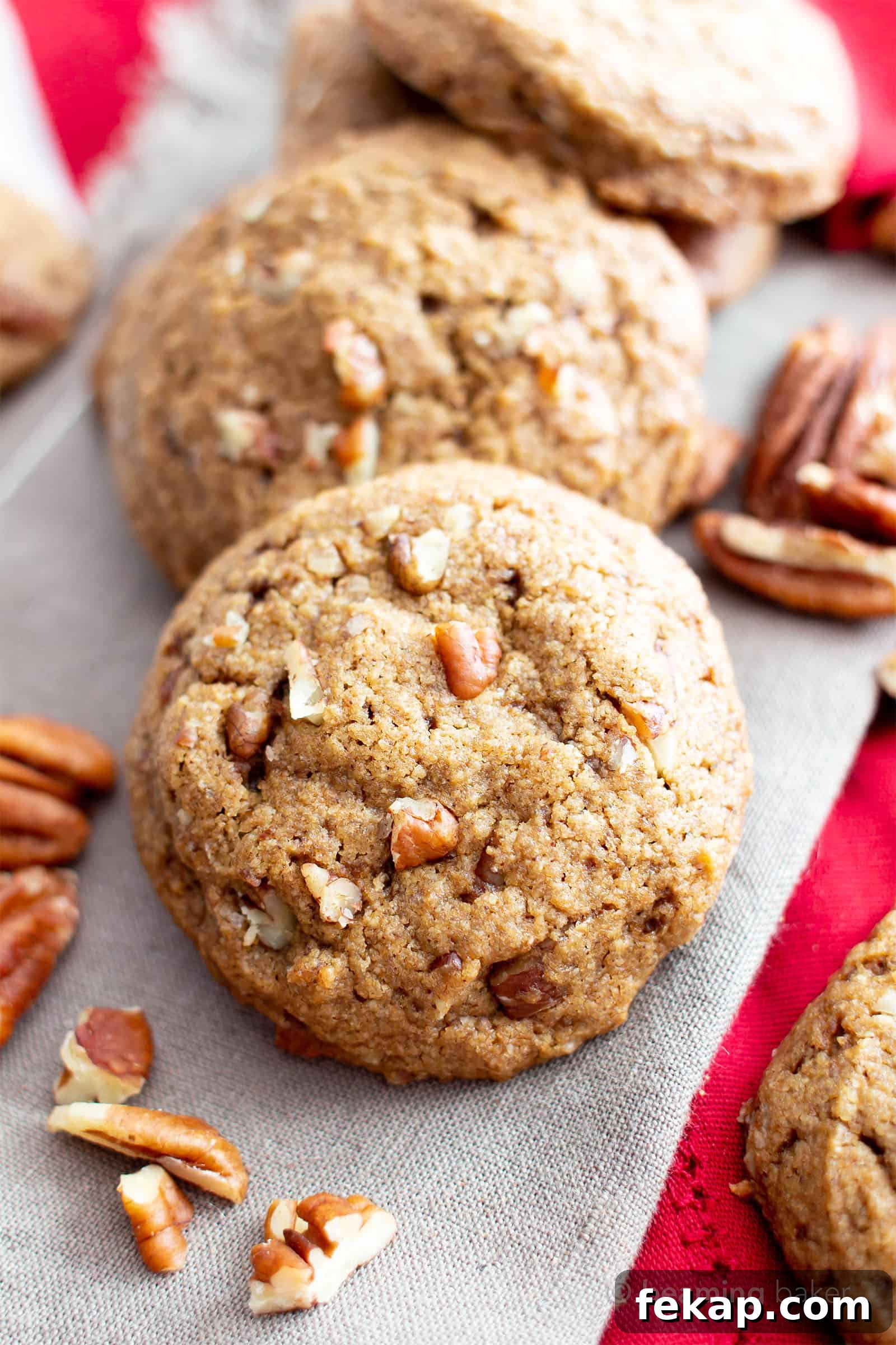 Coffee Talk: Brewing Tips, Roast Guides & Cafe Reviews 4 Easy Vegan Cinnamon Pecan Cookies (V, GF): a 1-bowl recipe for chewy on the outside, soft on the inside buttery gluten free pecan cookies bursting with pecan crunch and a cinnamon kick! Made with healthy ingredients. #Cookies #BeamingBaker #Vegan #GlutenFree #GlutenFreeCookies #Christmas #HealthyBaking #VeganCookies | Recipe at BeamingBaker.com