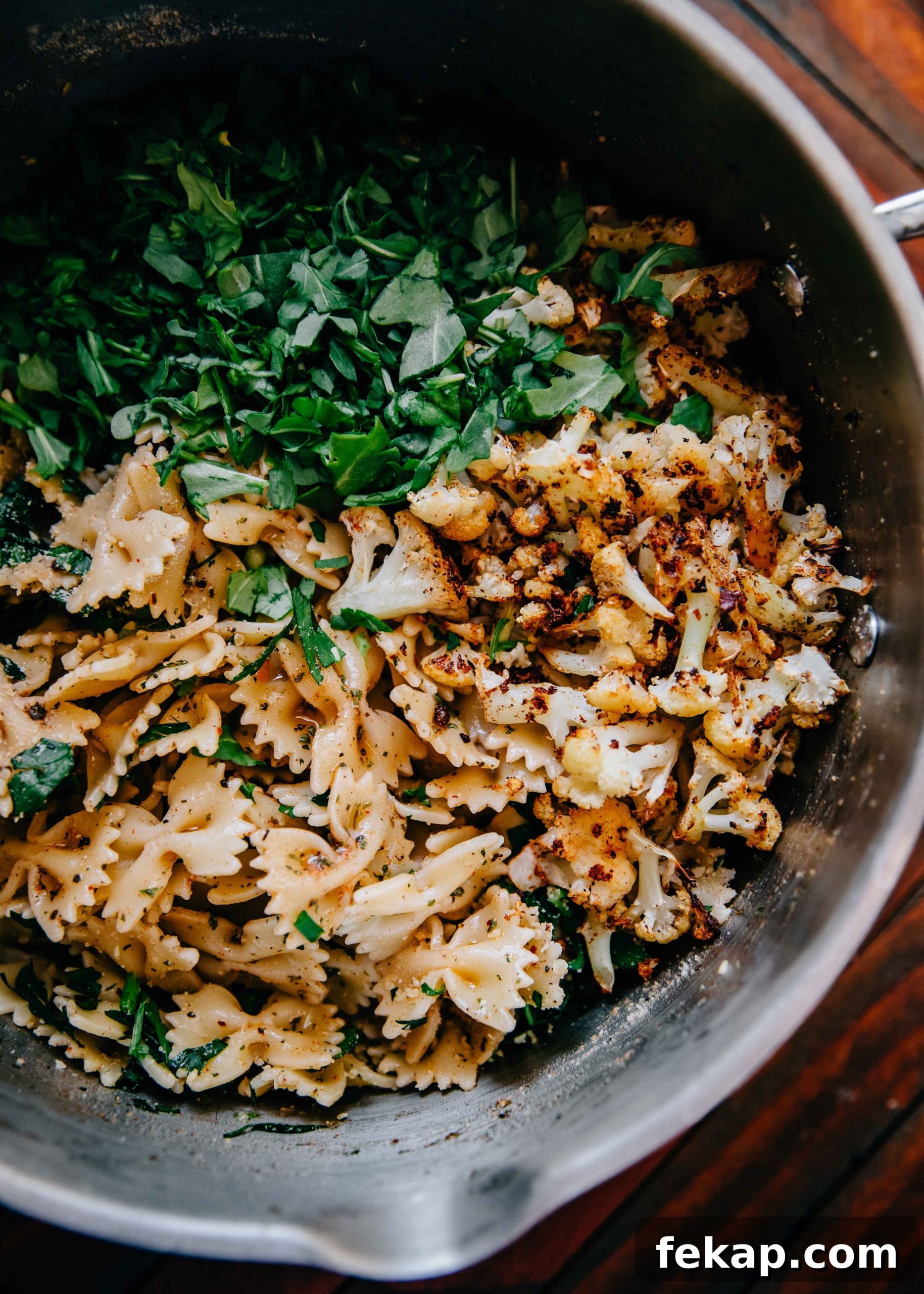 Roasted Cauliflower Pasta Recipe for Weeknight Dinner 3 Roasted Cauliflower Pasta plated