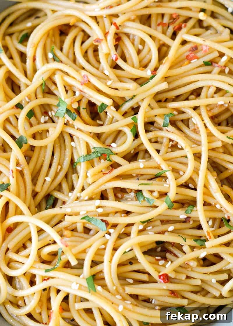 Gluten Free Sesame Noodles Recipe with Creamy Tahini Sauce 5 Close-up sesame noodles