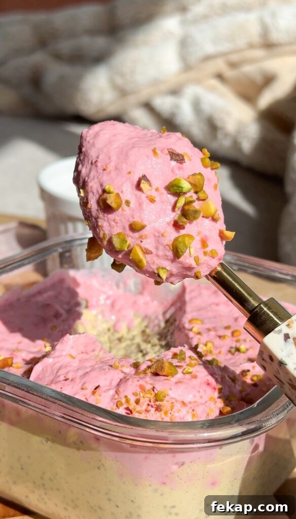 Pistachio chia pudding