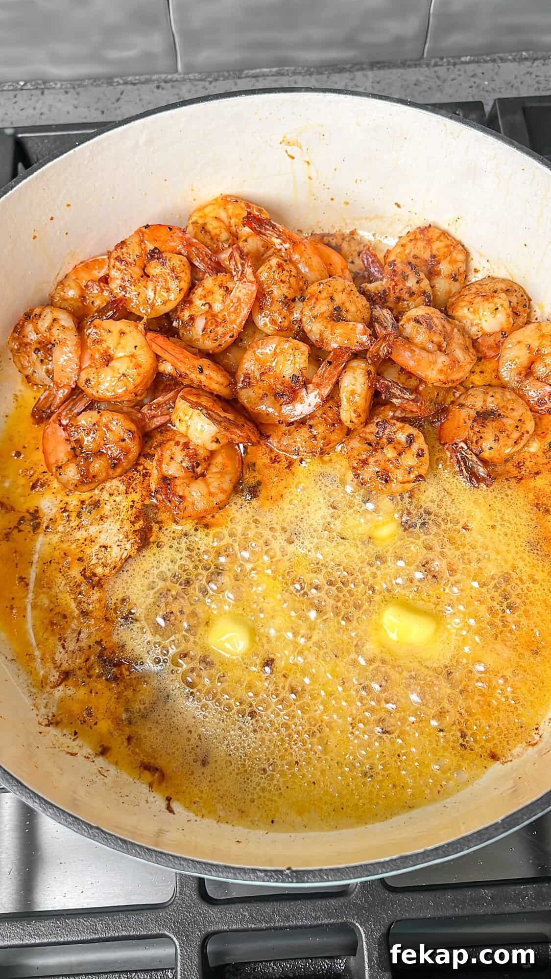 One-Pot Garlic Butter Shrimp Scampi with Lemon 6 img 24665 5