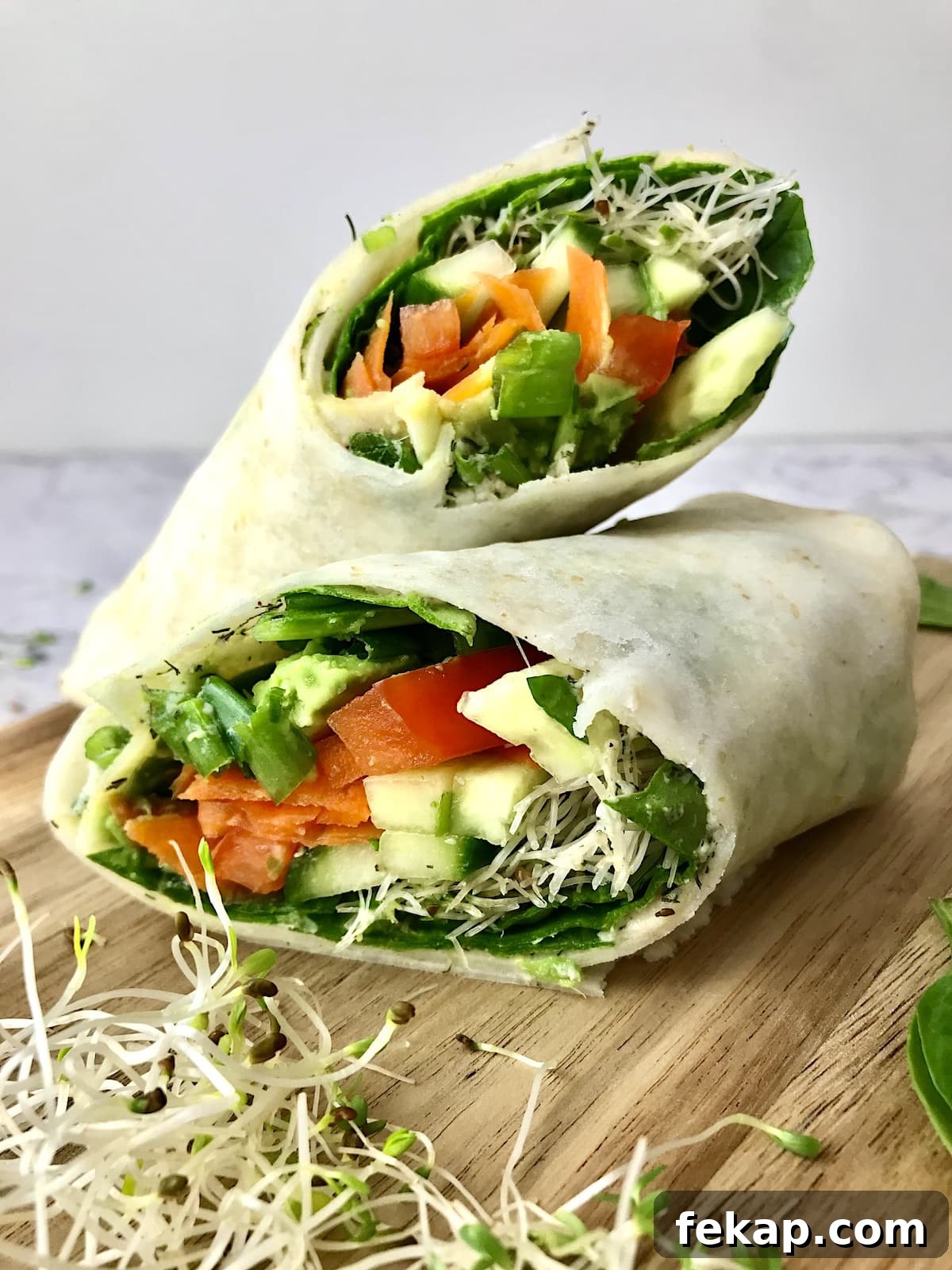 veggie hummus wrap