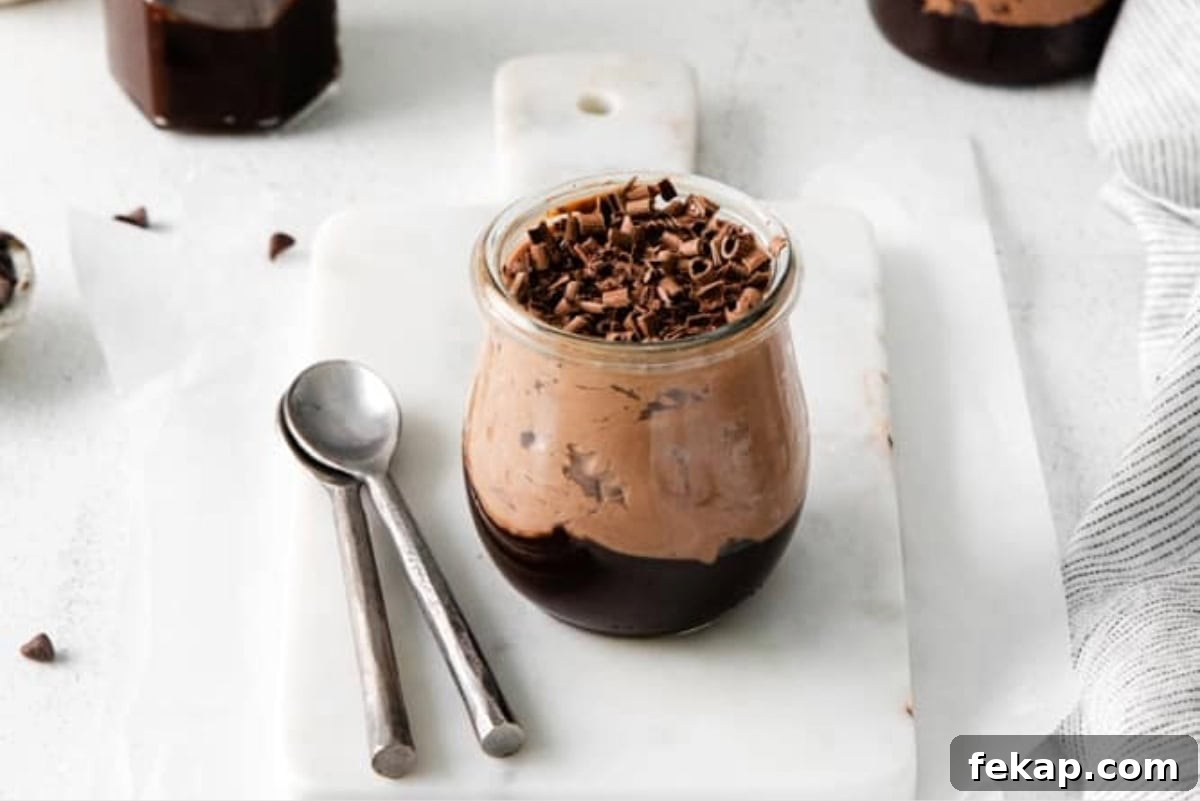 How to Make Chocolate Cheesecake Mousse Cups 3 Chocolate cream cheese mousse cup.