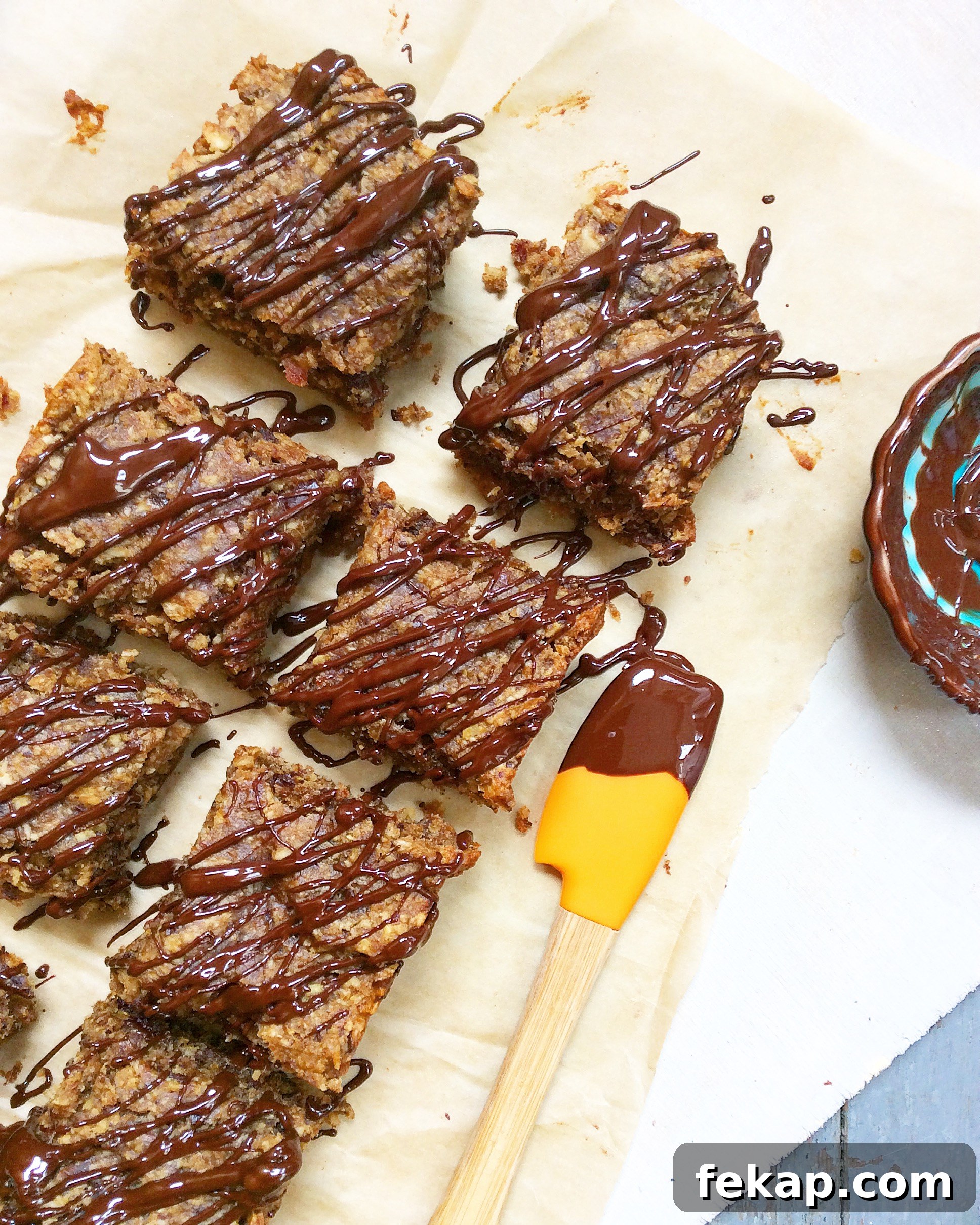 Peanut Butter Energy Bars (Vegan/Gluten-Free)