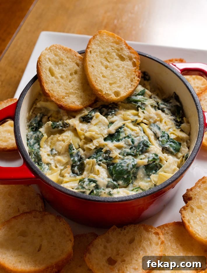 Healthy Spinach Artichoke Dip