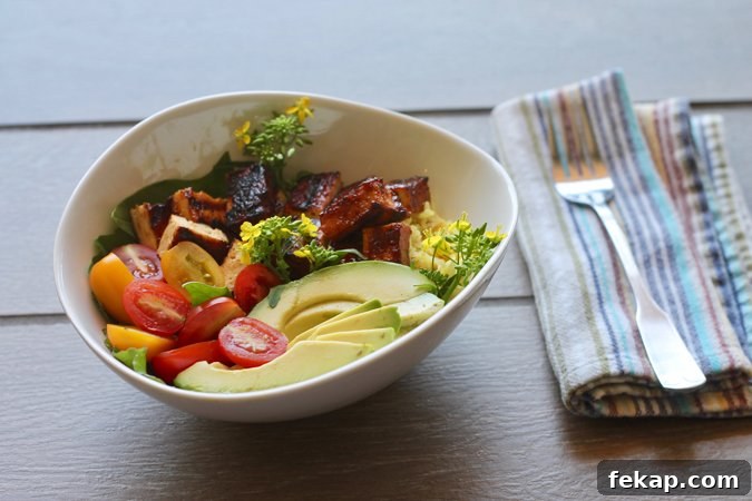 Barbecue tofu with grains and slaw