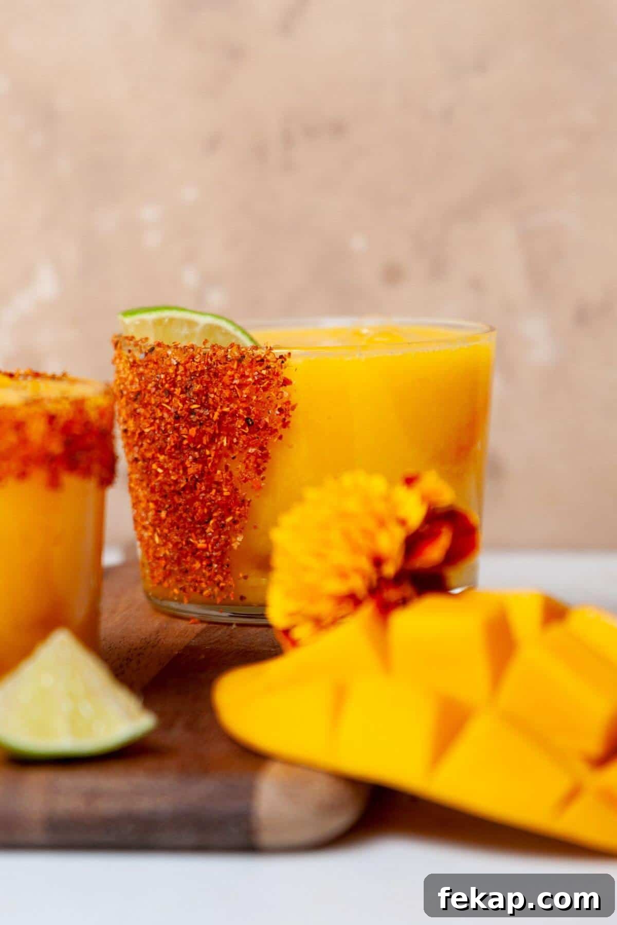 How to Make a Spicy Mango Margarita 8 Easy mango margarita with a spicy kick.