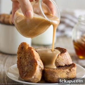 Gingerbread French Toast with Cinnamon Honey Sauce! | happyfoodstube.com
