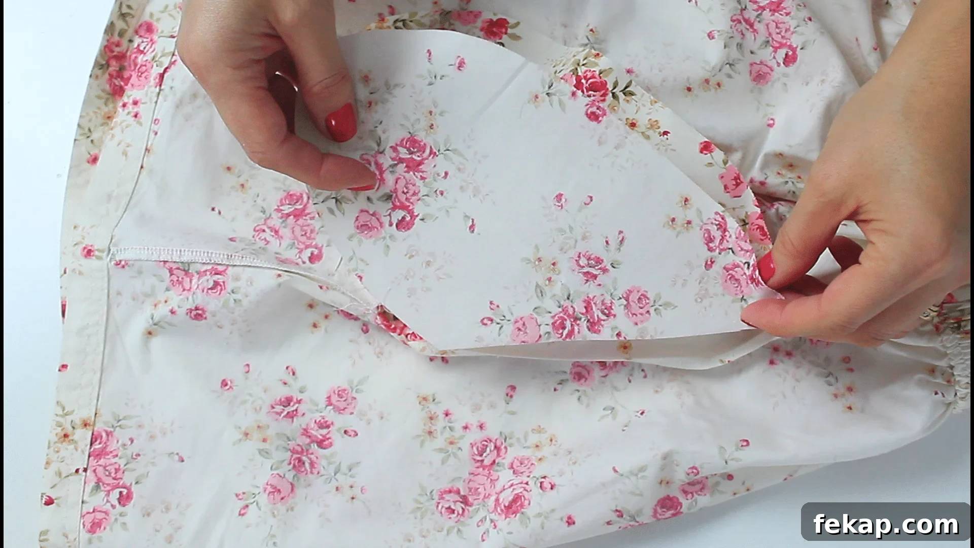 Attaching inseam pocket pieces
