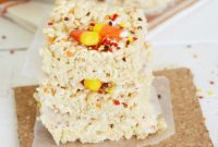 Pumpkin Spice Rice Krispies Treats for Fall