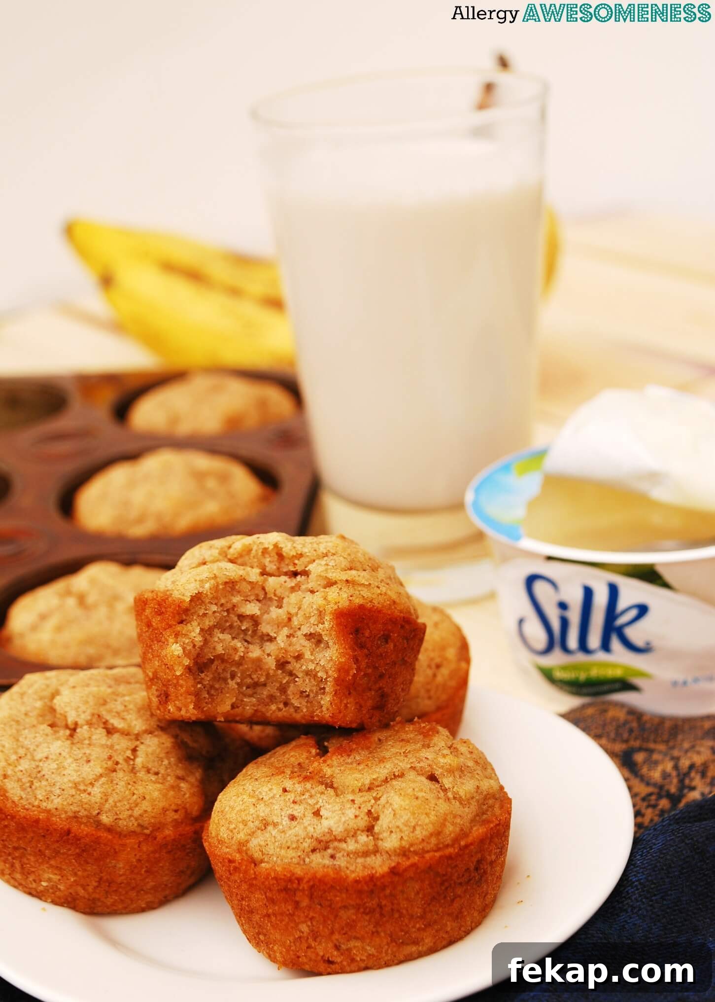 28 Gluten-Free Dairy-Free Brunch Recipes with Vegan Options 11 vegan-gluten-free-banana-muffin-recipe