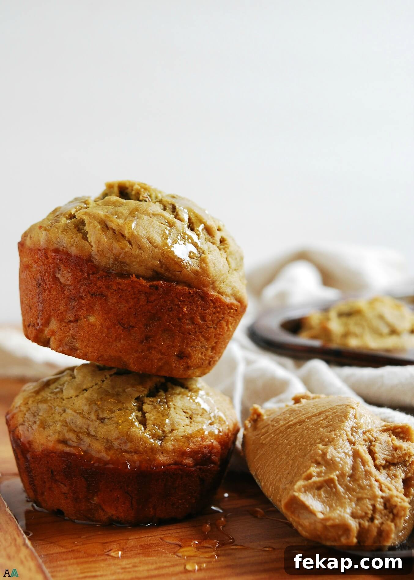 28 Gluten-Free Dairy-Free Brunch Recipes with Vegan Options 10 vegan-gluten-free-sunbutter-honey-and-banana-muffin-recipe