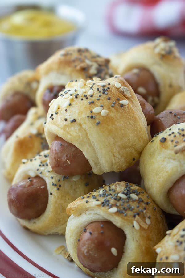 Everything Bagel Pigs in a Blanket Recipe 7 "Everything" Pigs in a Blanket
