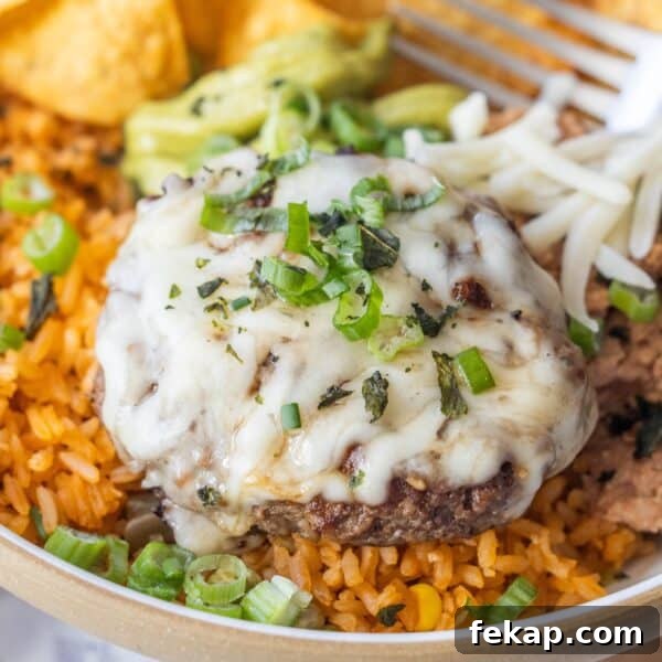 Homemade Habanero Hot Sauce Recipe: Fiery Flavor 8 Green Chile Burger Bowls